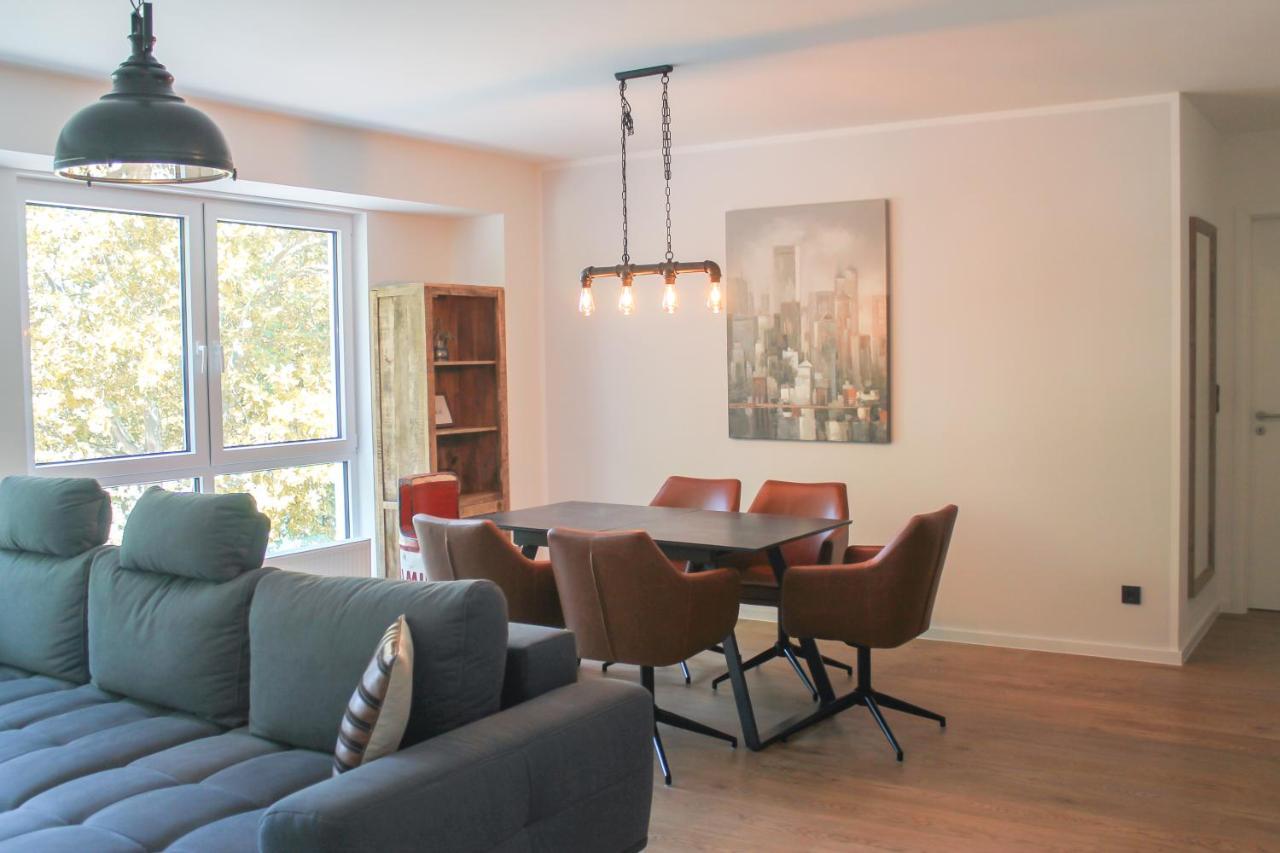 New York - Fuer Freunde & Familien, Stadtnah, Parkplatz, E-ladestation, Gitterbox Fuer Fahrraeder, Fitnessstudio, Digitale Gaestemappe Mit Restaurant- Und Unternehmenstipps Apartment