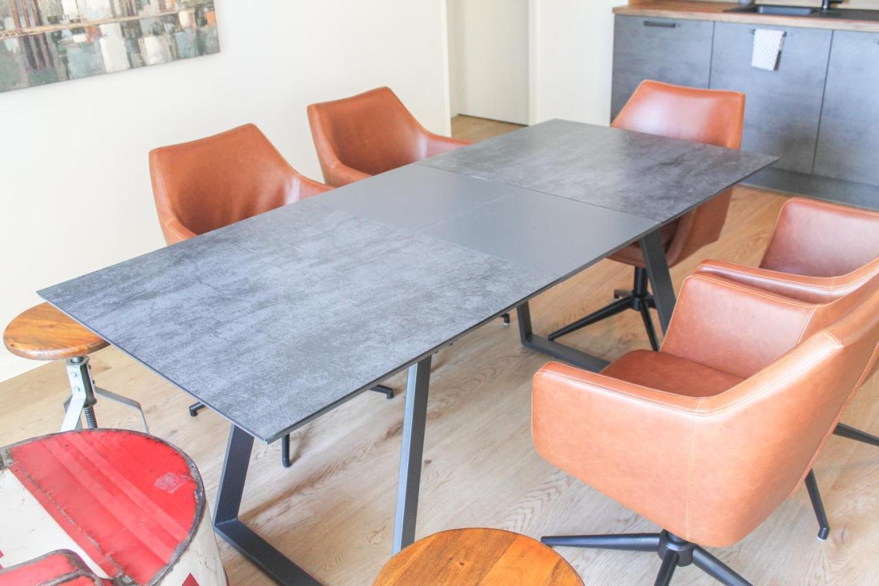 Apartment New York - Fuer Freunde & Familien, Stadtnah, Parkplatz, E-ladestation, Gitterbox Fuer Fahrraeder, Fitnessstudio, Digitale Gaestemappe Mit Restaurant- Und Unternehmenstipps *