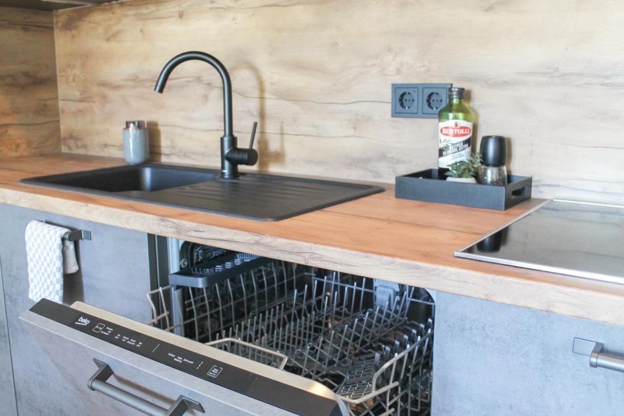 Apartment New York - Fuer Freunde & Familien, Stadtnah, Parkplatz, E-ladestation, Gitterbox Fuer Fahrraeder, Fitnessstudio, Digitale Gaestemappe Mit Restaurant- Und Unternehmenstipps *