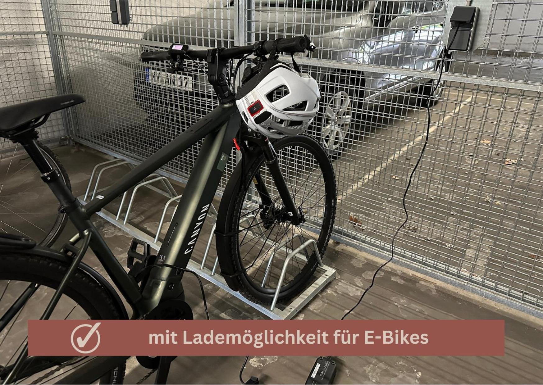 New York - Fuer Freunde & Familien, Stadtnah, Parkplatz, E-ladestation, Gitterbox Fuer Fahrraeder, Fitnessstudio, Digitale Gaestemappe Mit Restaurant- Und Unternehmenstipps * Koblenz (Rhineland-Palatinate)